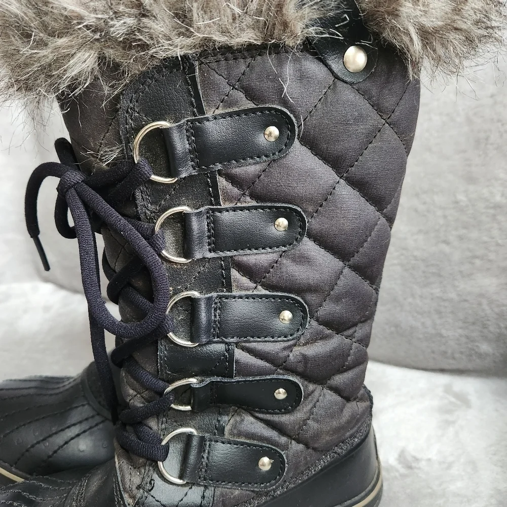 Sorel Tofino Womens 7 Boots Black Winter Waterproof Quilted Faux-Fur Trim